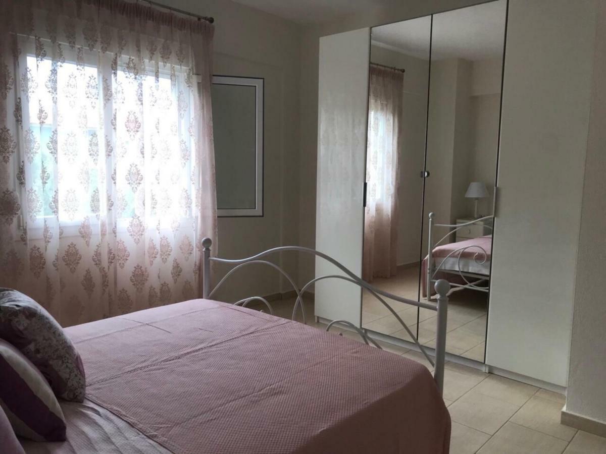 Irina House Pefkohori Apartman Kültér fotó